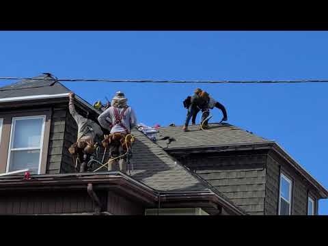 Delarosa Roofing- Roof Replacement At 46 cedar st. Salem, ma #salemmaroof #roofing #gaf #roof