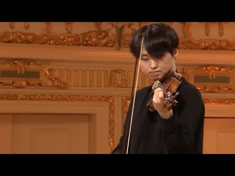 Dayoon You / Wieniawski Le chant du bivouac