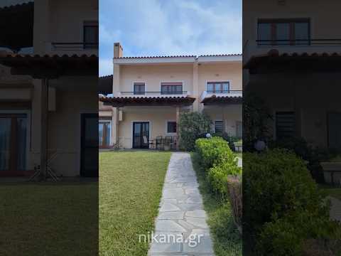 Villa Alexandre, logement privé à Fourka, Gr&egrave;ce - Video