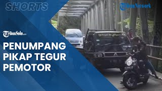 Viral Aksi Penumpang Pikap Tegur Pengendara Motor yang Berhenti di Jembatan, Polisi Beri Apresiasi