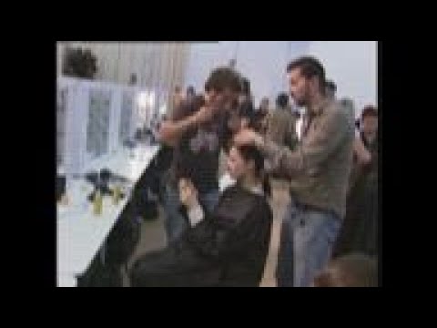 Rushes: Ready to wear for Spring/Summer 2006 from Paris Fashion Week