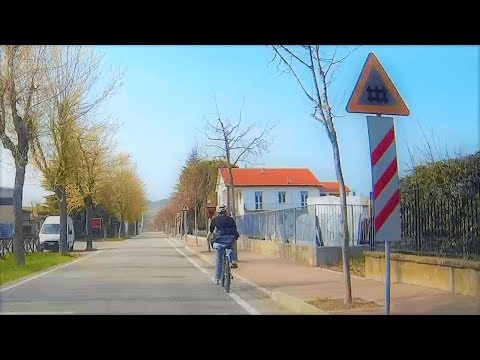 Passaggio a livello Calamandrana dir. San Marzano # railroad crossing # spoorwegovergang