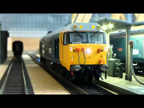 Dean Park Station Video 75 - March Model of the Month 2016