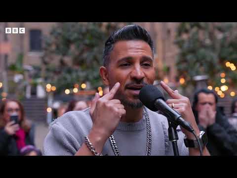 اجرای خیابانی شهرام شب‌پره و کامیار | Shahram Shabpareh & Kamyar Street Performance