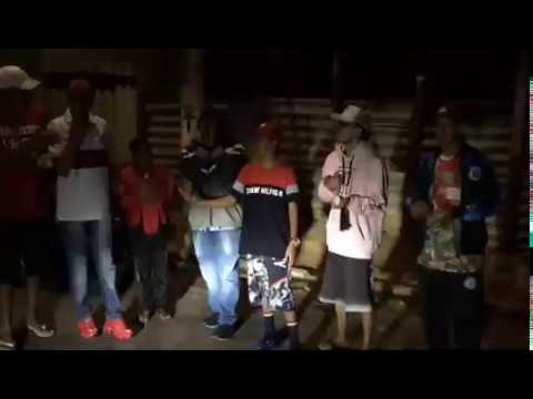 Mc Teteu e Mc Pelourinho (Da licença aí meu povo)