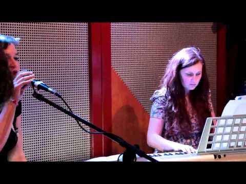 Yudora - Around Me And Us live in Tipáč :-)