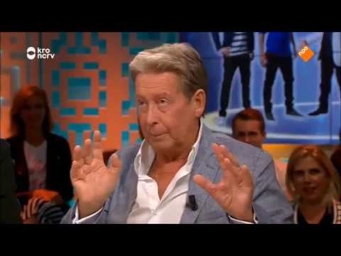 Hans Kazan verrast Eva Jinek met Bizarre Goocheltruc - JINEK