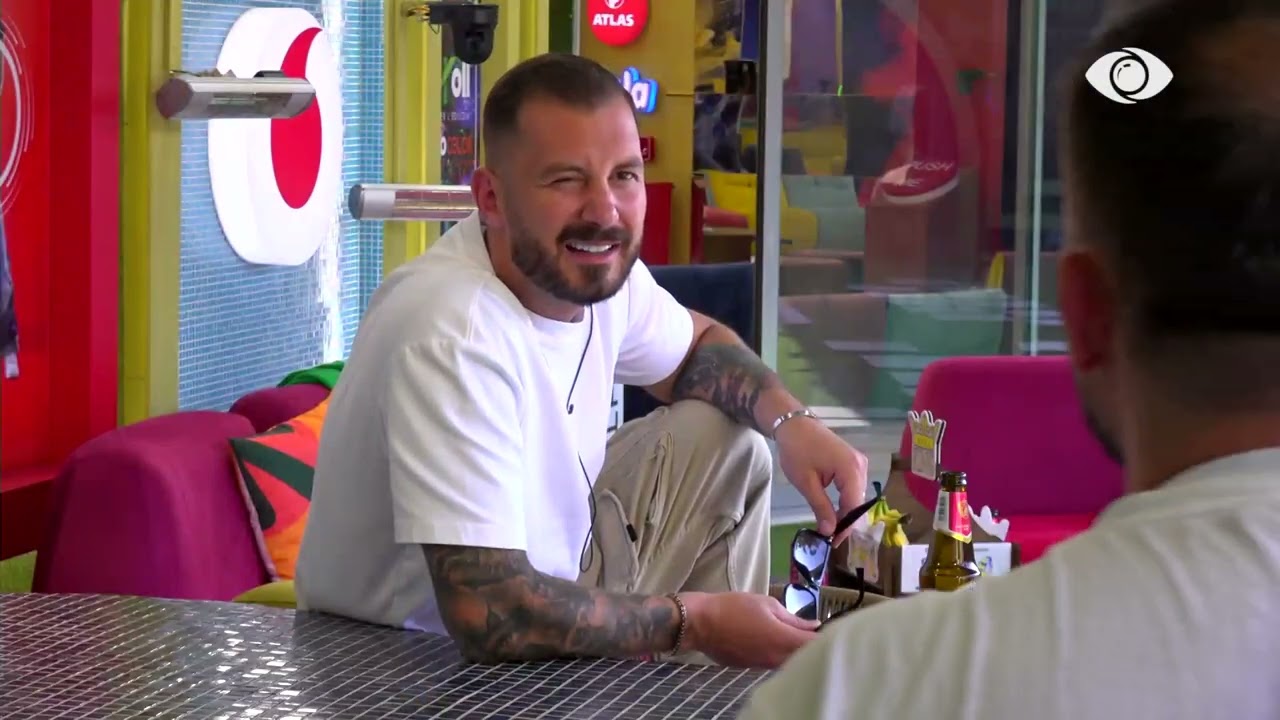 “Je i pafytyrë, nuk ke çfarë humbet”/ Romeo dhe Liami debatojnë