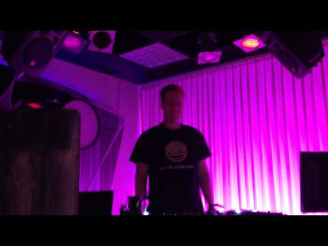 Maximumraver plays Hardstyle Mafia Ft. Yuna-X - Follow Me @ Focus 06-12-13