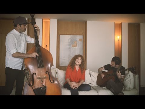 Video thumbnail for Omed Basha’ar - עומד בשער