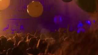 Miley Cyrus &amp; Her Dead Petz - Fuckin Fucked Up  (Interlude) - Milky Milky Milk Tour, Chicago 2015