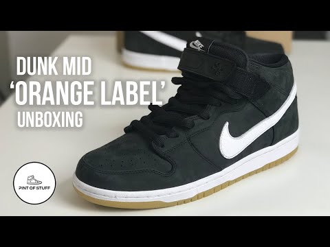 HUP HUP!  - Nike SB Black Dunk Mid 'Orange Label' Sneaker Unboxing