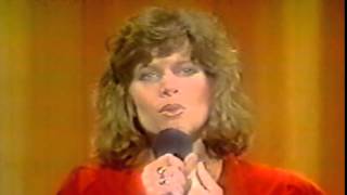 DEBBY BOONE - &quot;Baruch Hashem Adonai&quot; (Live)