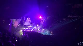 Robin – Pystyt mihin vaan ja neon @ Helsinki , Hartwall Arena 28.10 2017.