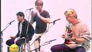 Let Loose - One Night Stand (acoustic) &amp; interview (GMTV - 17th January 1995)