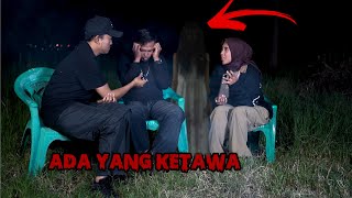 Download lagu THERE'S A SOUND OF A GHOST LAUGHING DURING THE HORROR VIDEO REACTION mp3 Download lagu THERE'S A SOUND OF A GHOST LAUGHING DURING THE HORROR VIDEO REACTION mp3