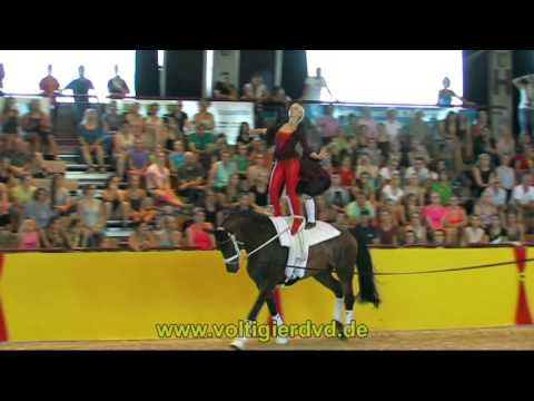 Pia Engelberty & Torben Jacobs - RHL - DVM Alsfeld 2015 - Pas de Deux - 01