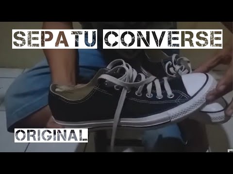 berat sepatu converse original