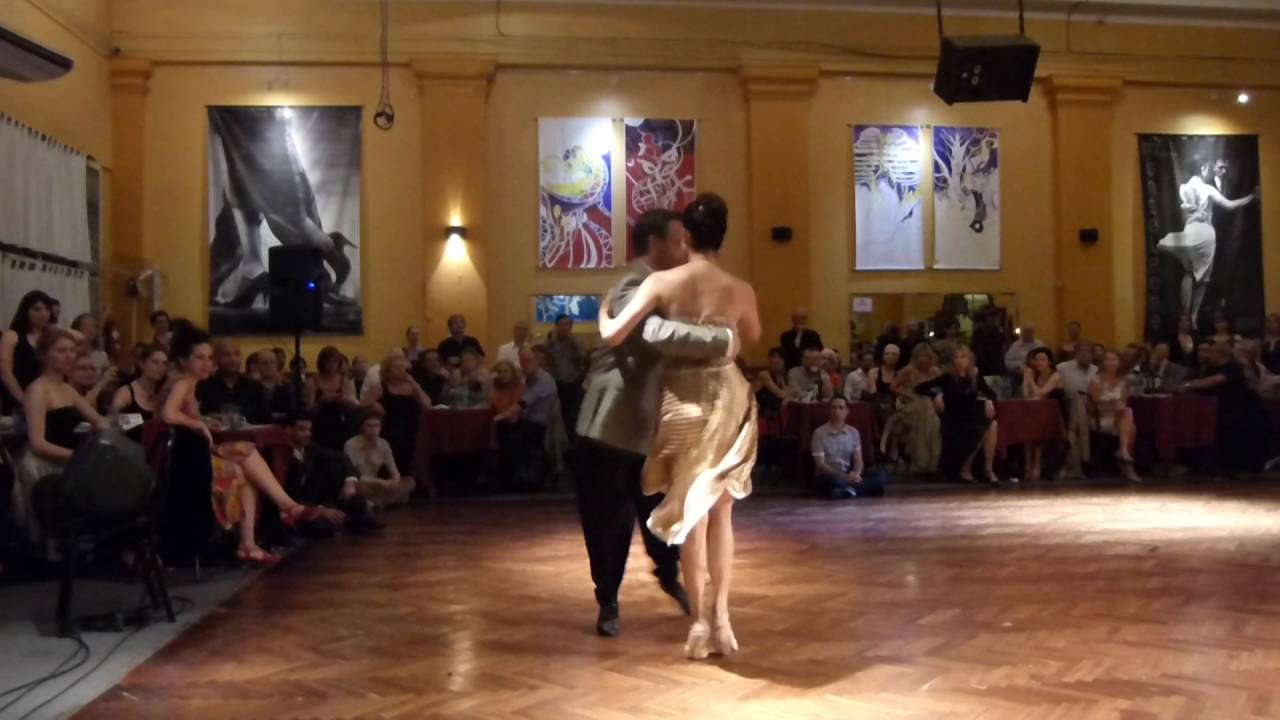 YANINA BASSI & LUCAS AMEIJEIRAS- "LOCA"