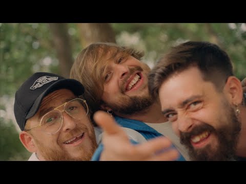 JAVI MEDINA, El Duende Callejero - SALE EL SOL EN EL BAJO A