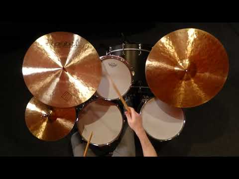 Istanbul Agop Traditional Dark Crash Cymbal 19" 1630 grams DC19