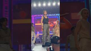 Download lagu HYUNJIN FANCAM🩷 Stray Kids 'Item' live at bst hyde park #straykids #fancam #hyunjin mp3 Download lagu HYUNJIN FANCAM🩷 Stray Kids 'Item' live at bst hyde park #straykids #fancam #hyunjin mp3