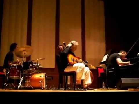 Burak Bedikyan Trio feat. Neset Ruacan / 