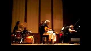 Burak Bedikyan Trio feat. Neset Ruacan / 