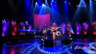 Gabrielle Aplin - Please Don&#39;t Say You Love Me - The Late Late Show [2013.02.08]