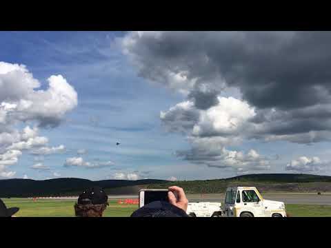 F-22 Tight Turn - NEPA Airshow