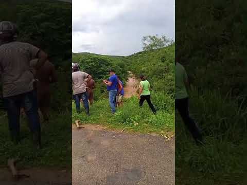 Trecho de rodovia em Encruzilhada - Ba está interditado