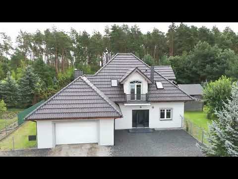 Dom pod lasem w Miłoszycach