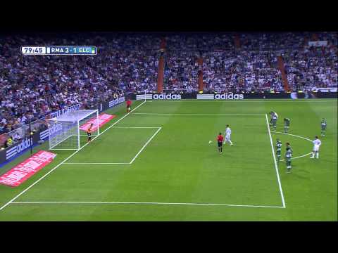 Penalty goal of Cristiano (4-1) Real Madrid - Elche CF