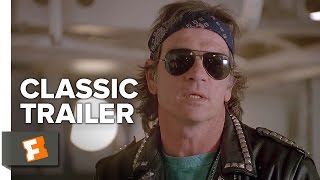 Porno urolog kolbani jinsiy olatni ichiga yopishtiradi Porno Sasha Greyning oyoqlarini yalashni yaxshi koradi