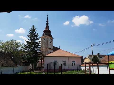 Este ora 13:00 la Sânpetru de Brașov
