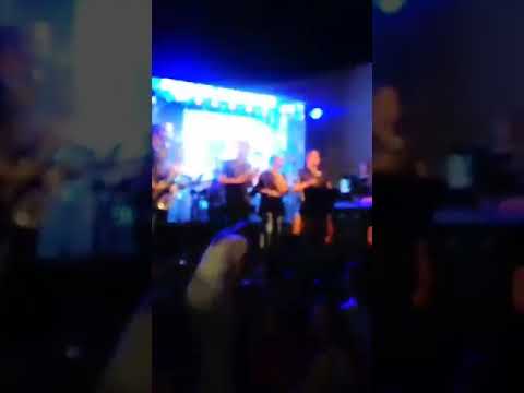 Trucutru Walakata salsa band