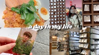 a vlog🍓| a day in my life | studying, cooking, unboxing albums, shopping + more !!