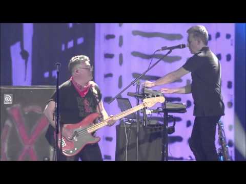 Xutos & Pontapés - Chuva Dissolvente (Ao Vivo 2014)