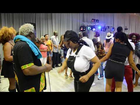 Pedro du Cameroun  -  Écris-moi de Sala Bekono. Version balafons By Alberto&Cie