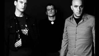 Burn (65daysofstatic remix) - Alkaline Trio *Rare*