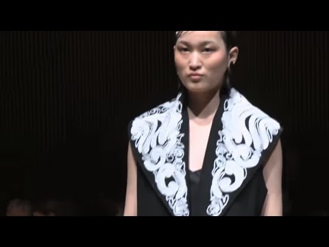 Backstage with Josie Natori - Autumn/Winter 2015-16 | Videofashion