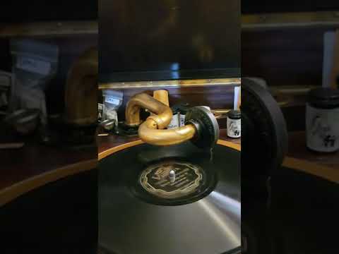 Wreck of The Old 97 - Vernon Dalhart Victor Records #19427 (Electric) 3-21-1925