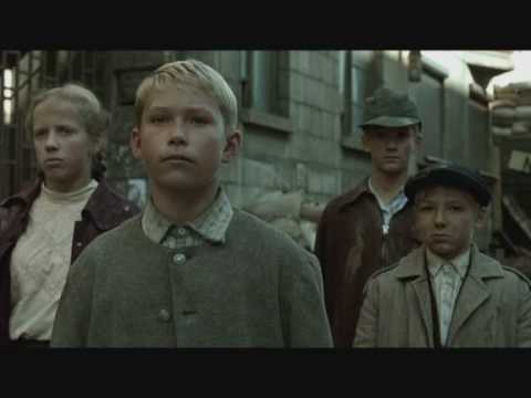 Der Untergang (the downfall) surrender announcement scene