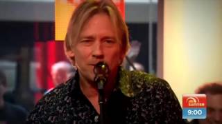 Jimmy Barnes & The Badloves "The Weight" on Sunrise