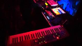 Tehu-Live looping Freestyle @Bleury (MTL) for Unlog Epic Waveforms