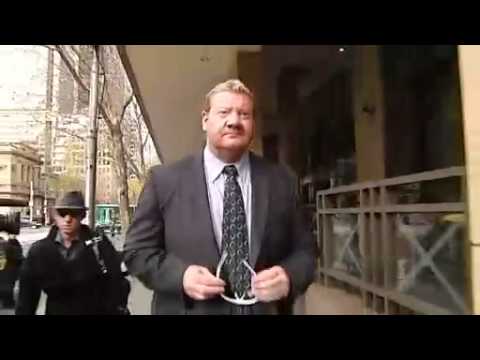 Former detective avoids jail over leaks