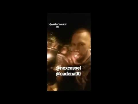 NIGGA DIUM PORTA I "PASTICCINI" PER GALLAGHER CHE PERO' NON SI PRESENTA AL CONCERTO DI 6IX9INE