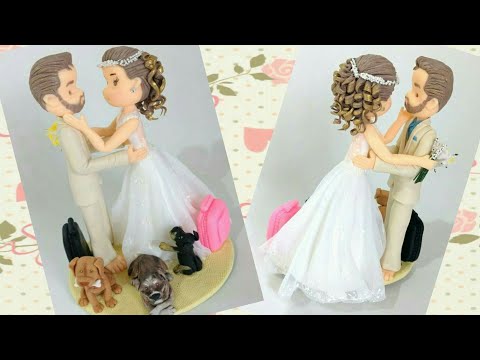 Noivinhos topo de bolo personalizados em biscuit no estilo fofinhos