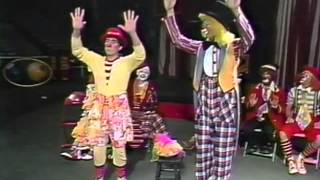 Ringling Bros Presents - How To Be A Clown!