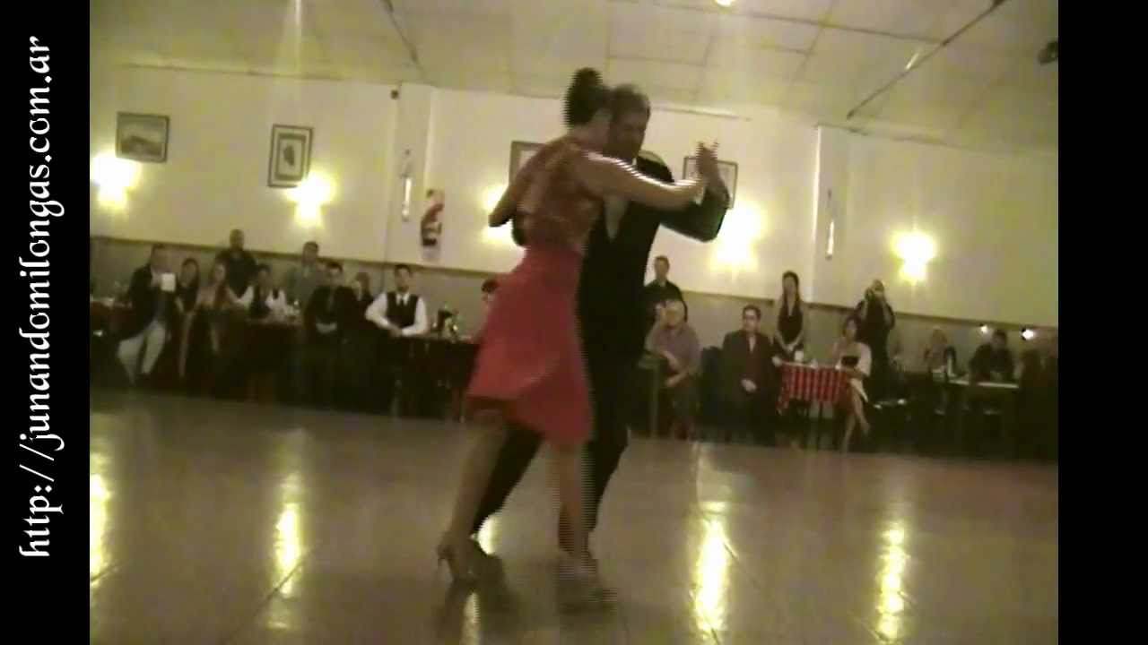 FABIAN PERALTA Y JOSEFINA BERMUDEZ en La Baldosa 02